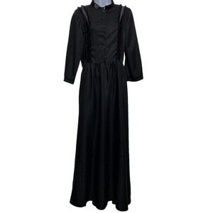 Elegant Black Maxi Dress